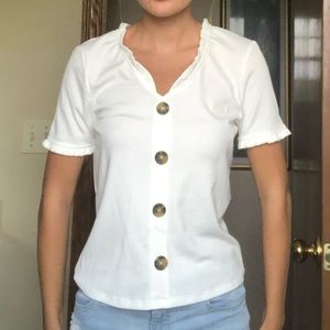 WHITE BUTTON UP SHIRT